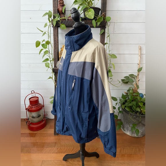 Columbia: Men’s Large Tall Core Jacket - Picture 7 of 17